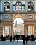 Florence: Accademia & Uffizi Ticket with a City Walk Audio Tour