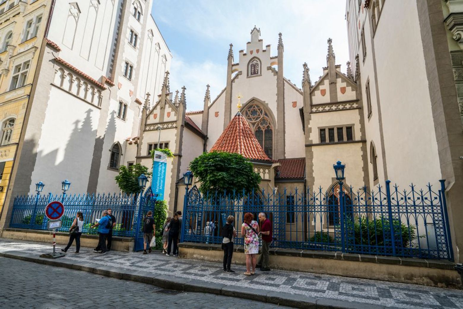 Prague: Old Town & Jewish Quarter Audio Tour - photo 2