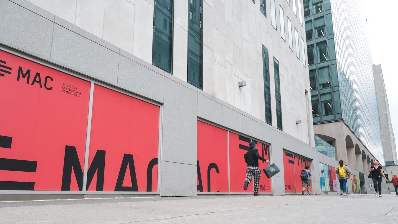 Montreal: Downtown Discovery Audio Tour - photo 2