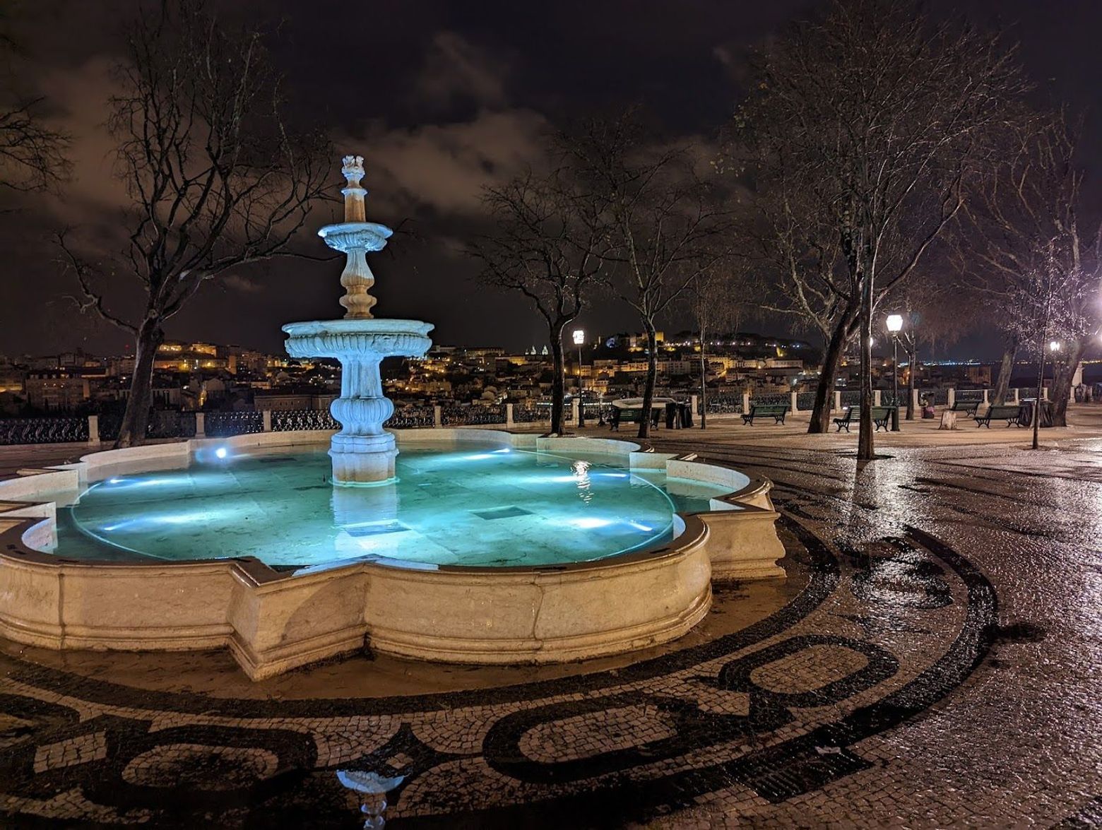 Lisbon: Historic Core Adventure Audio Tour - photo 2