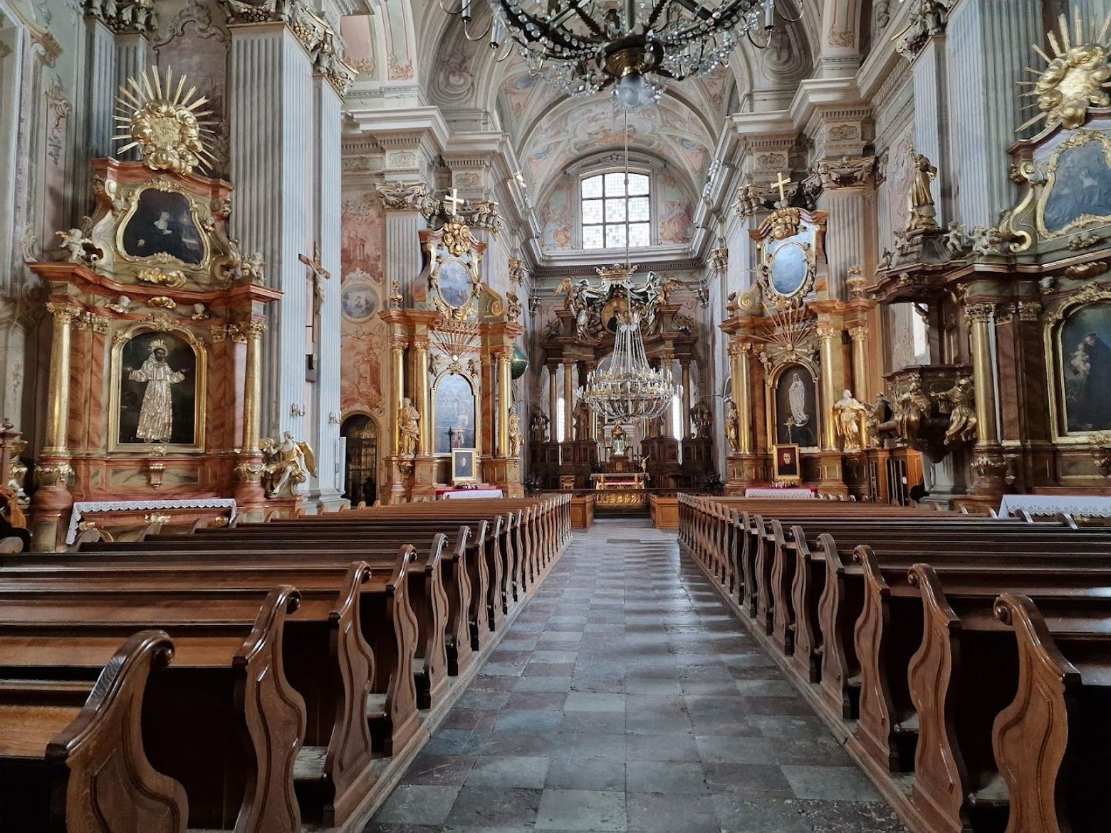 Warsaw: Krakowskie Przedmiescie Secrets Audio Tour - photo 2