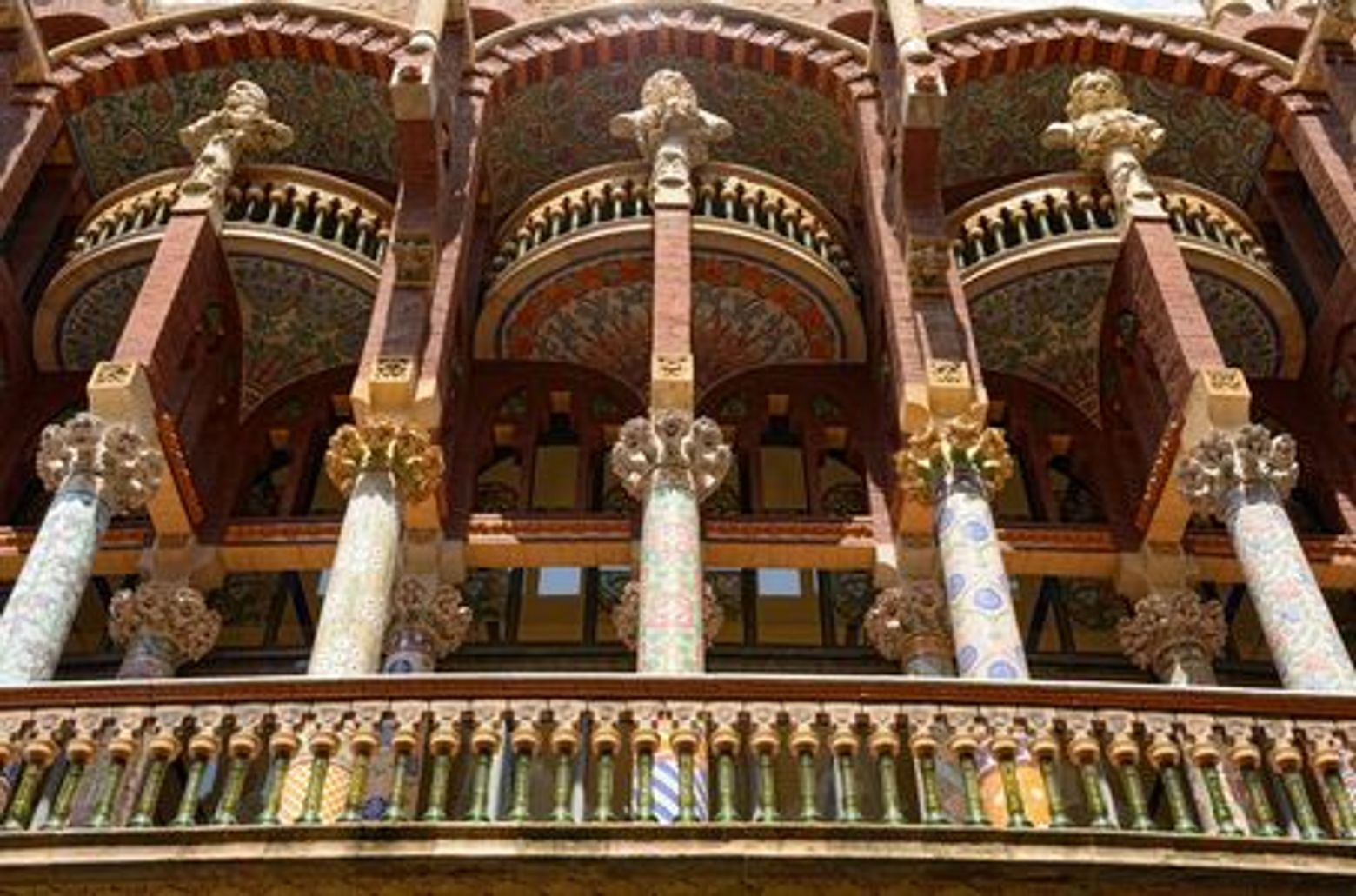 Barcelona: Architectural Marvels Audio Tour - photo 4