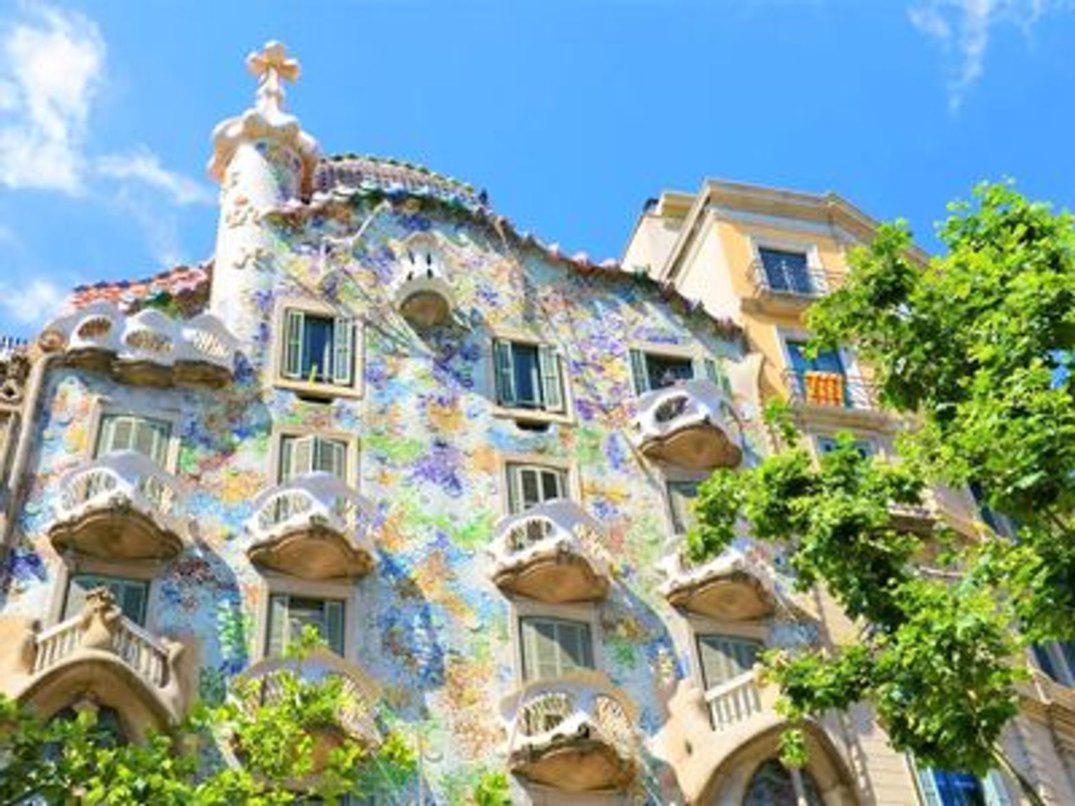 Barcelona: Catalan Capital Heritage Audio Tour - photo 3