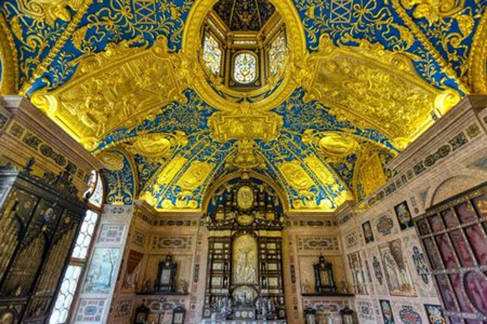 Munich: Baroque Elegance & Bavarian Tradition Audio Tour - photo 3