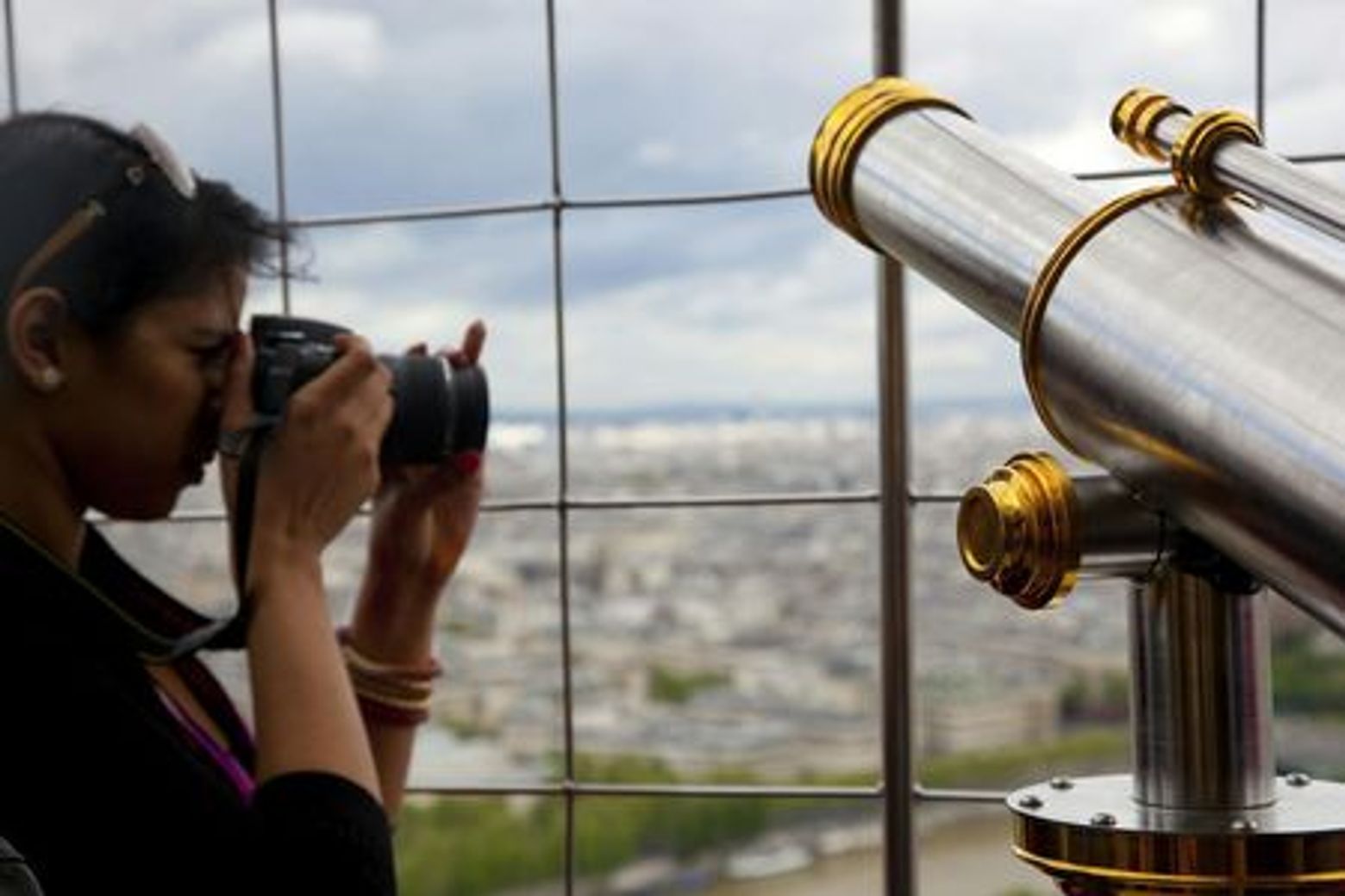 Eiffel Tower: 2nd Floor Access by Stairs - photo 3