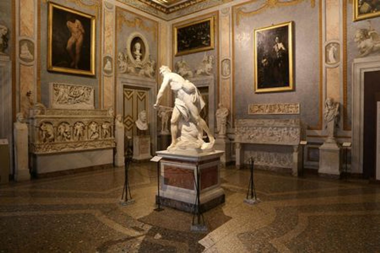 Borghese Gallery: Reserved Entrance - photo 3