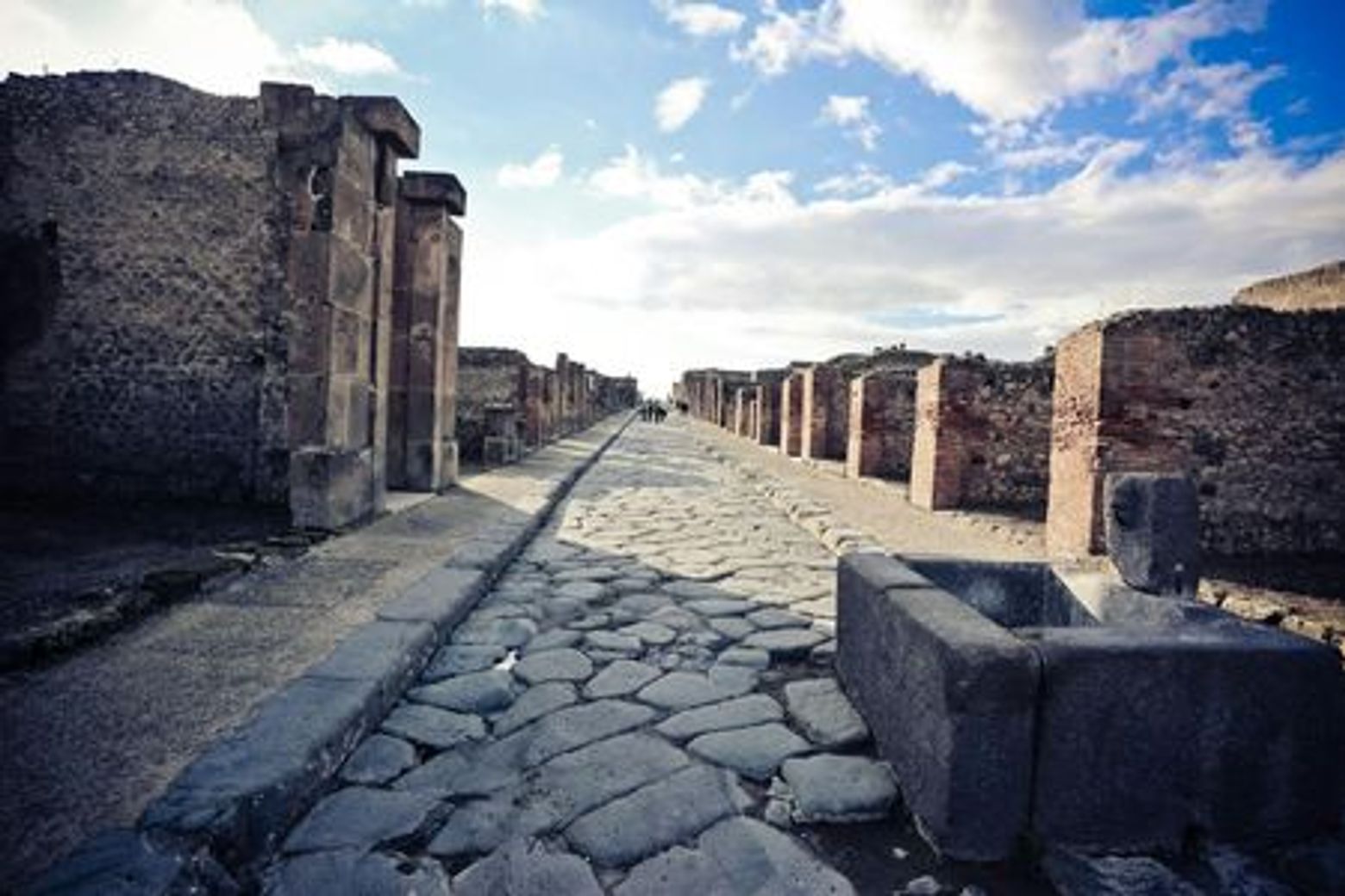 Pompeii: Skip The Line Entrance + Day Trip From Rome - photo 3