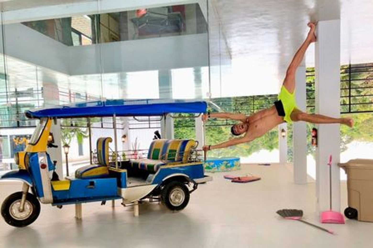 The Upside Down House Museum & Fun Attractions: Entry - photo 4