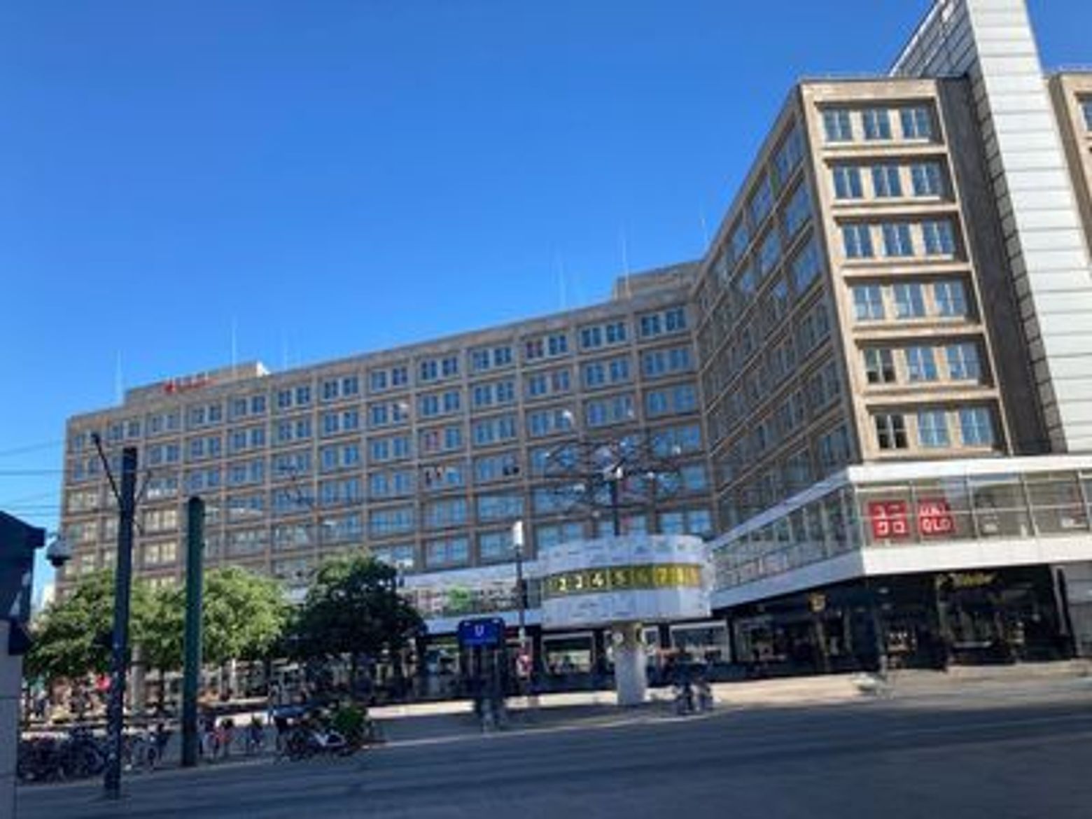 Berlin: TV Tower Ticket & Alexanderplatz Audio Tour - photo 3