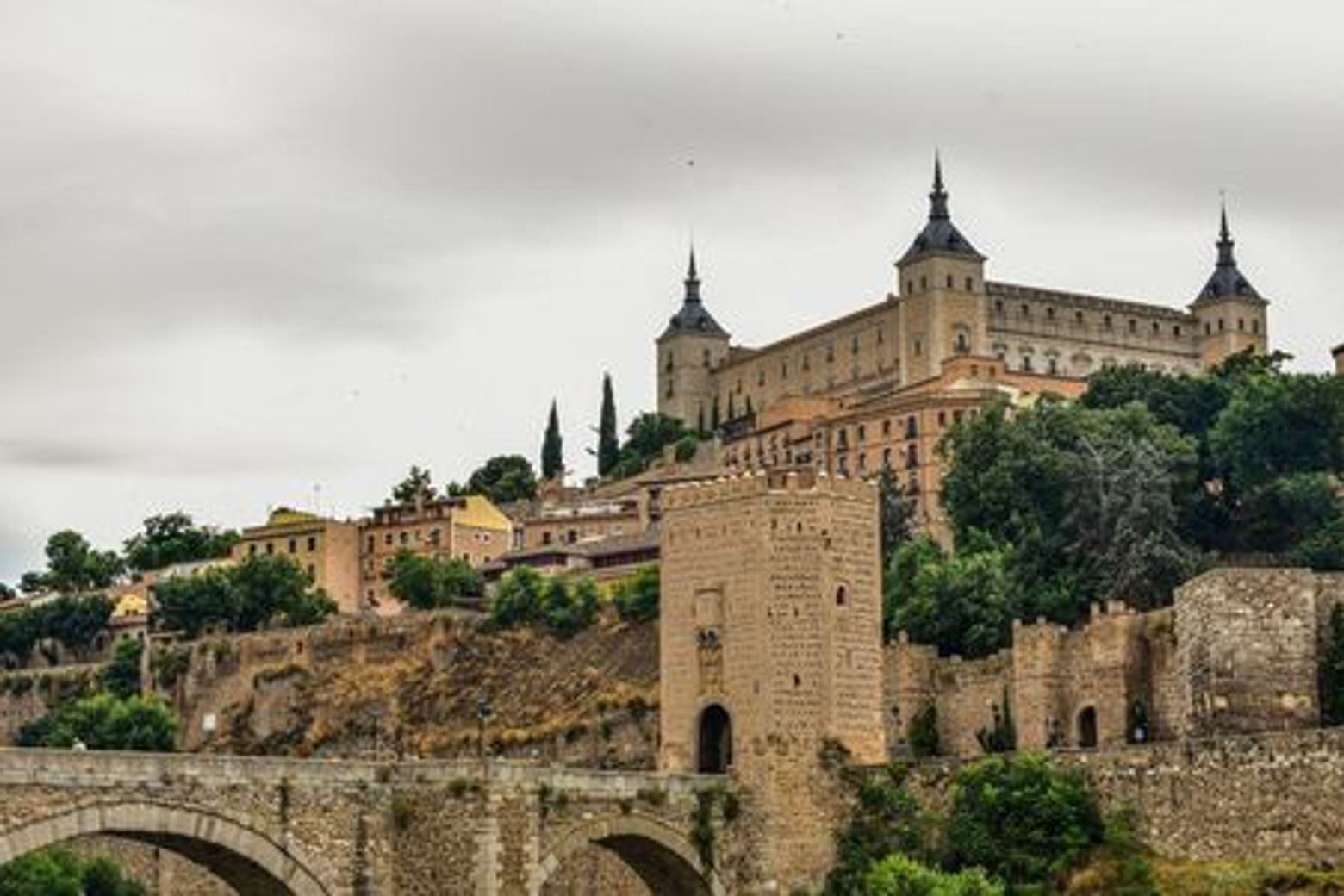 Toledo: A Journey Through Three Cultures - photo 4