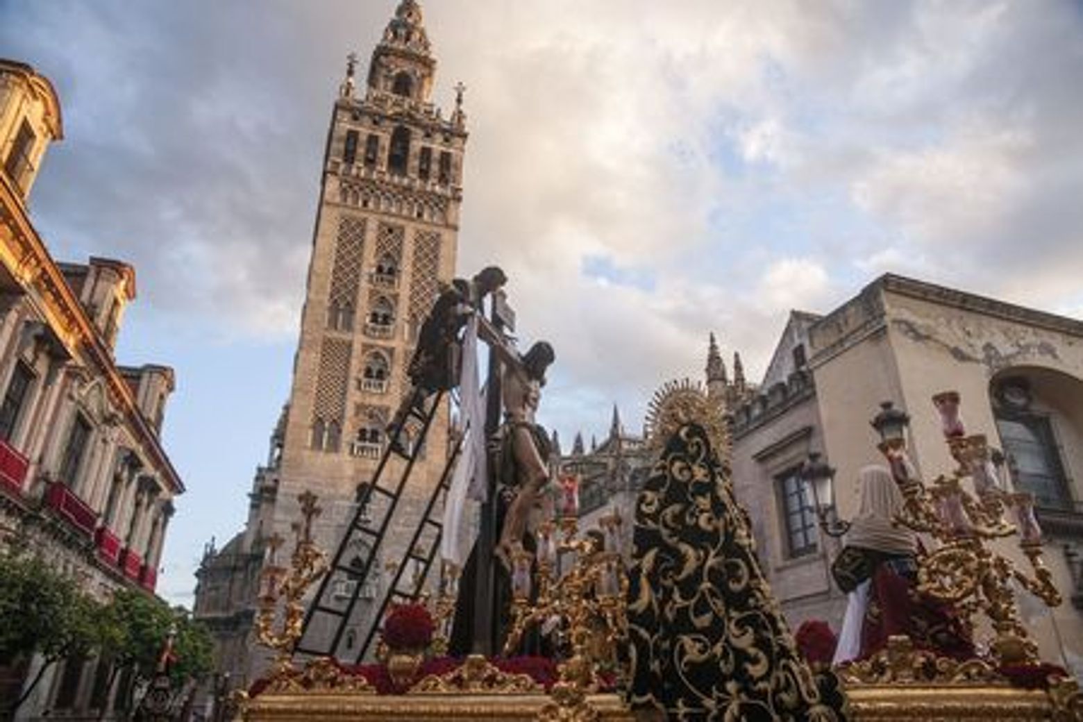 Sevilla by Bike: In App Audio Tour through the Spanish Gem - photo 4