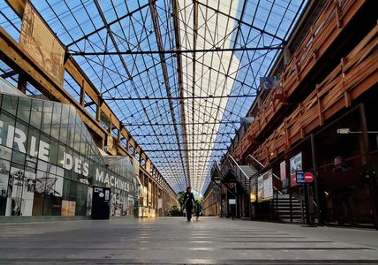 Nantes: Enchanting Self-Guided Audio Tour - photo 3