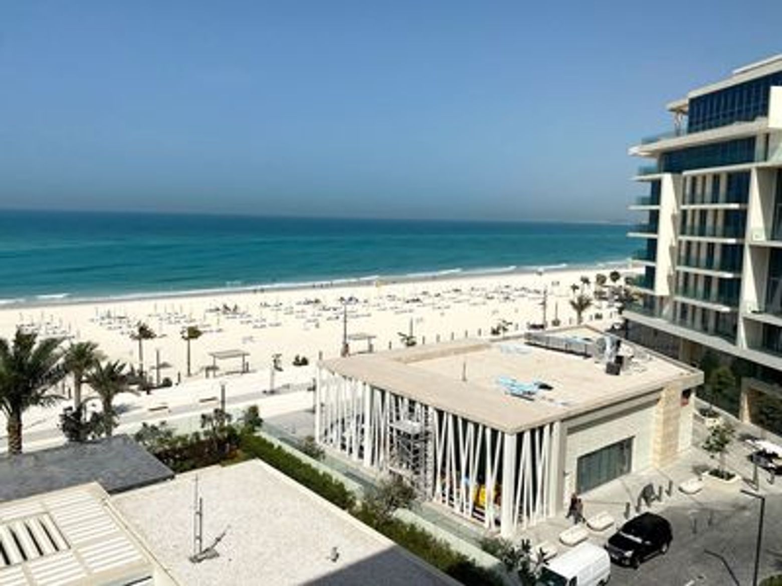 Abu Dhabi: Louvre Ticket & Cultural District Walk Audio Tour - photo 3