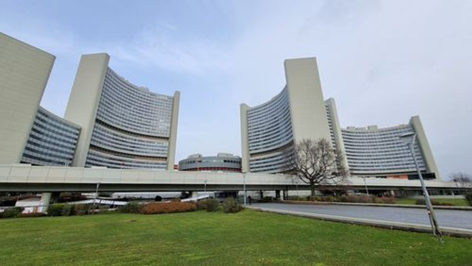 Vienna's Architectural Marvels with Danube Tower Ticket: A Walking Journey - photo 4