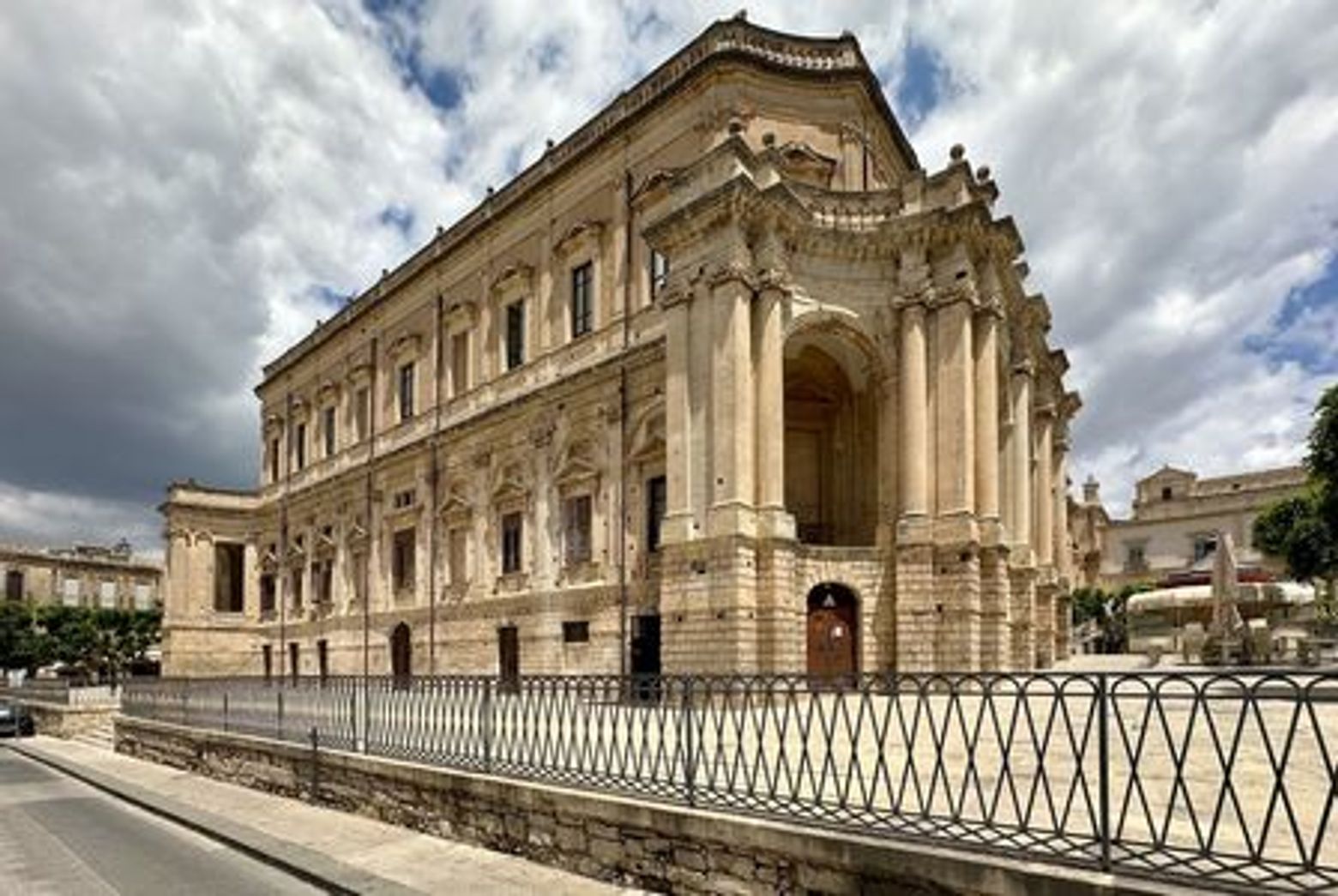 Noto: Sights and Flavors Audio Tour - photo 4