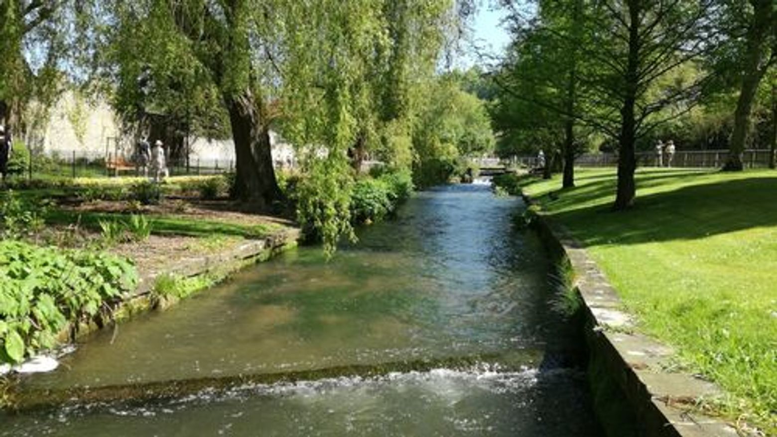 Winchester Walk: Castles, Cathedrals & Legends Tour - photo 4