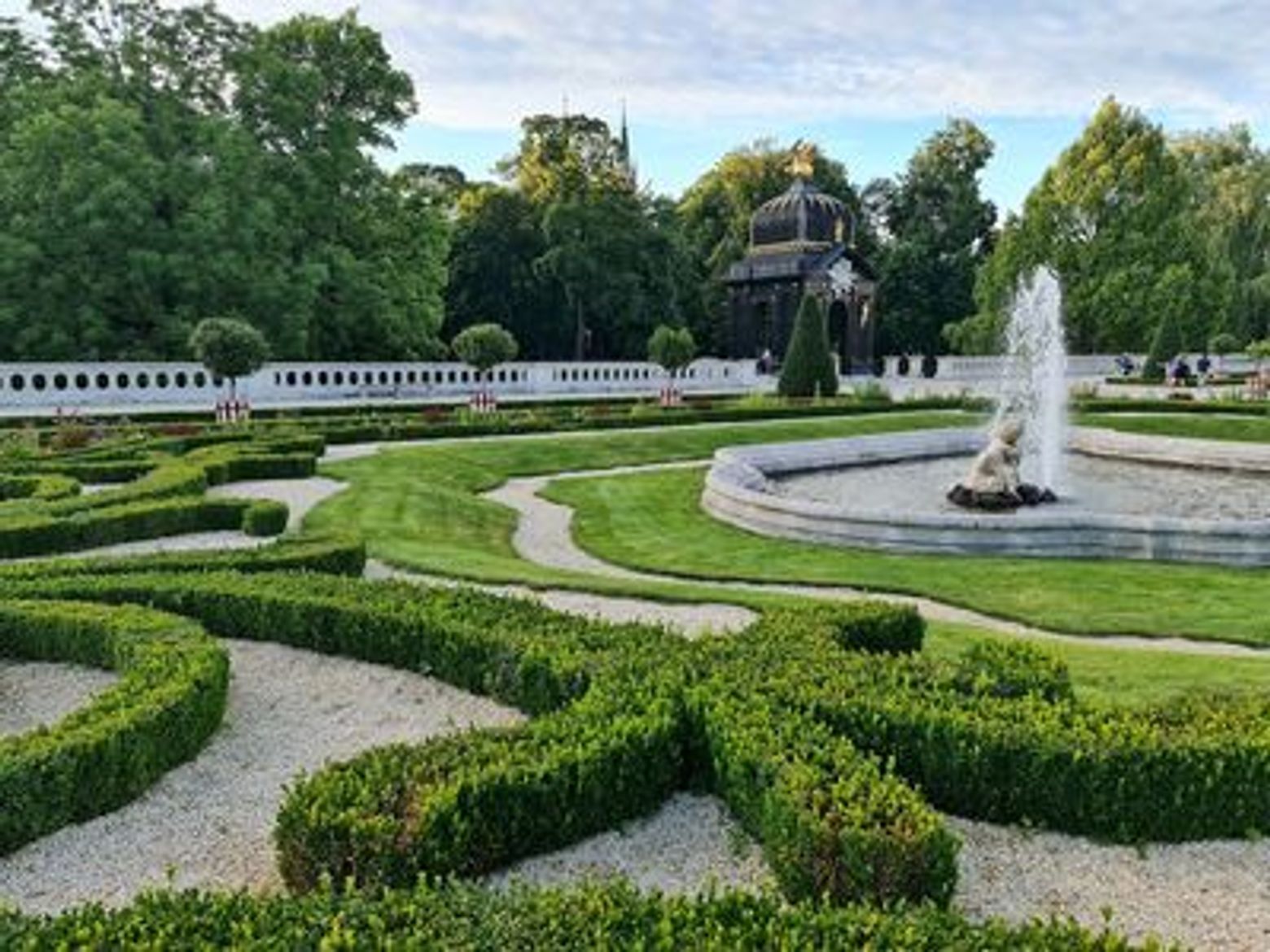 Explore Białystok: Market Square, Sacred Sites, and Branicki Palace - photo 4