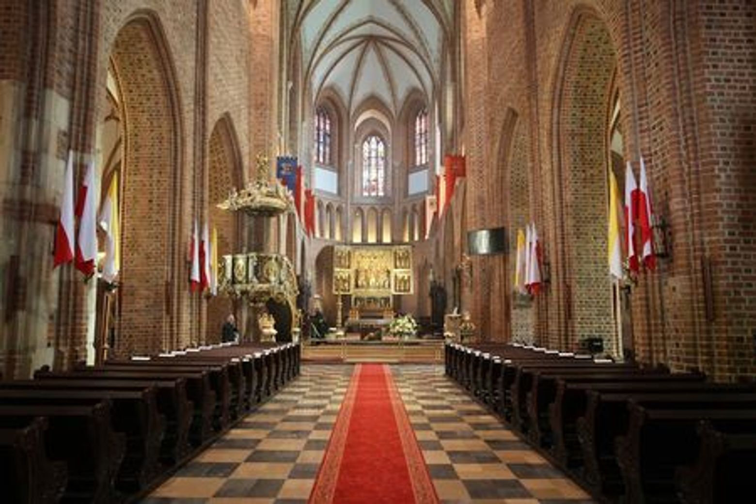 Poznan: Cathedral Island and Srodka District Audio Tour - photo 3