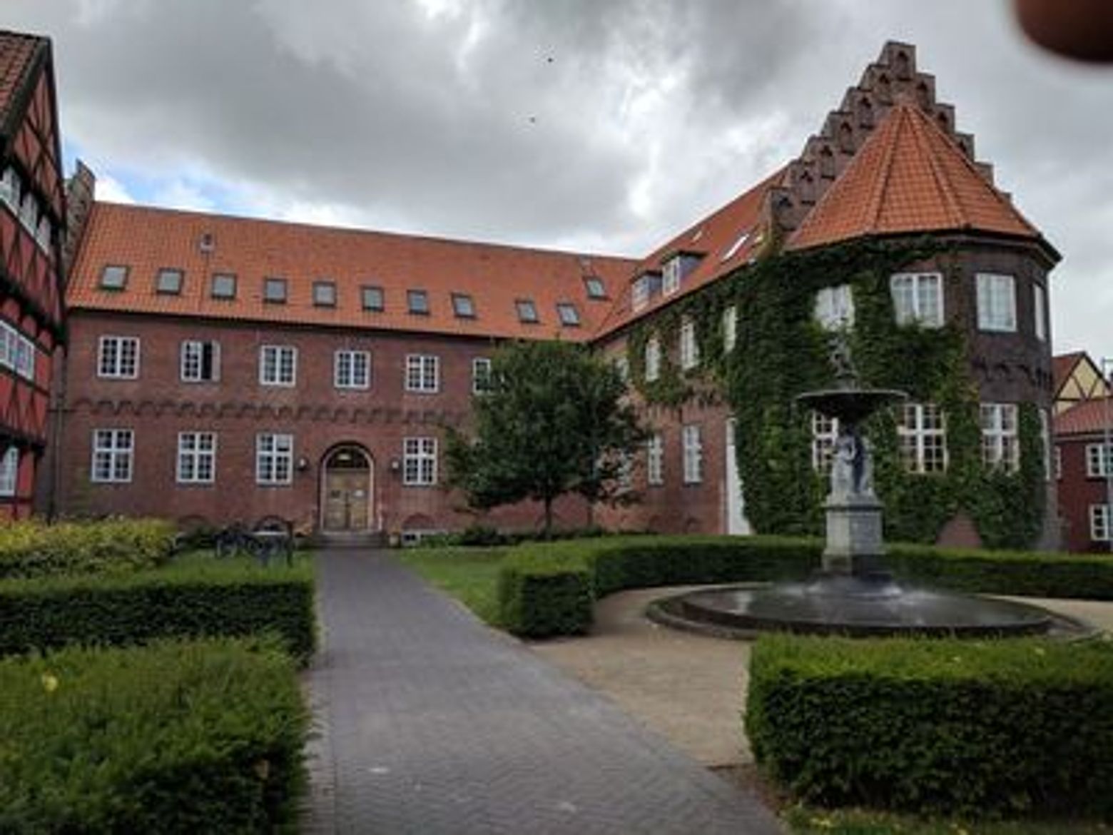 Aalborg: Enchanting Love Stories Audio Tour - photo 3