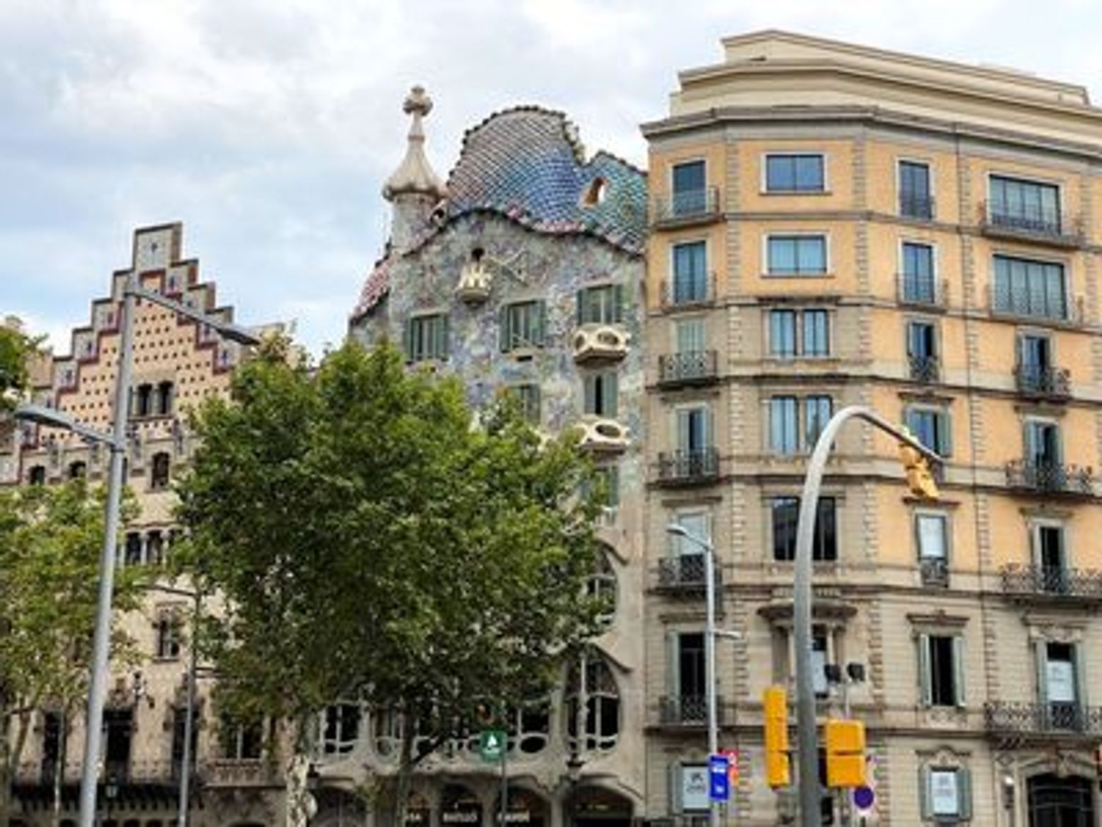 Discover Barcelona's Gems: A Self-Guided Audio Tour - photo 3