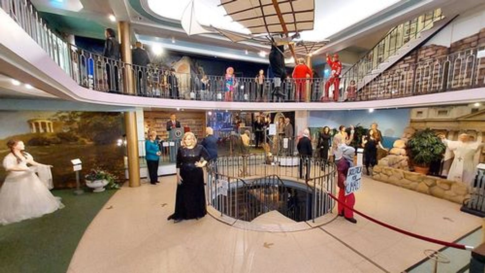 Uncover Sinful Hamburg: Self-Guided Audio Tour of Reeperbahn - photo 3