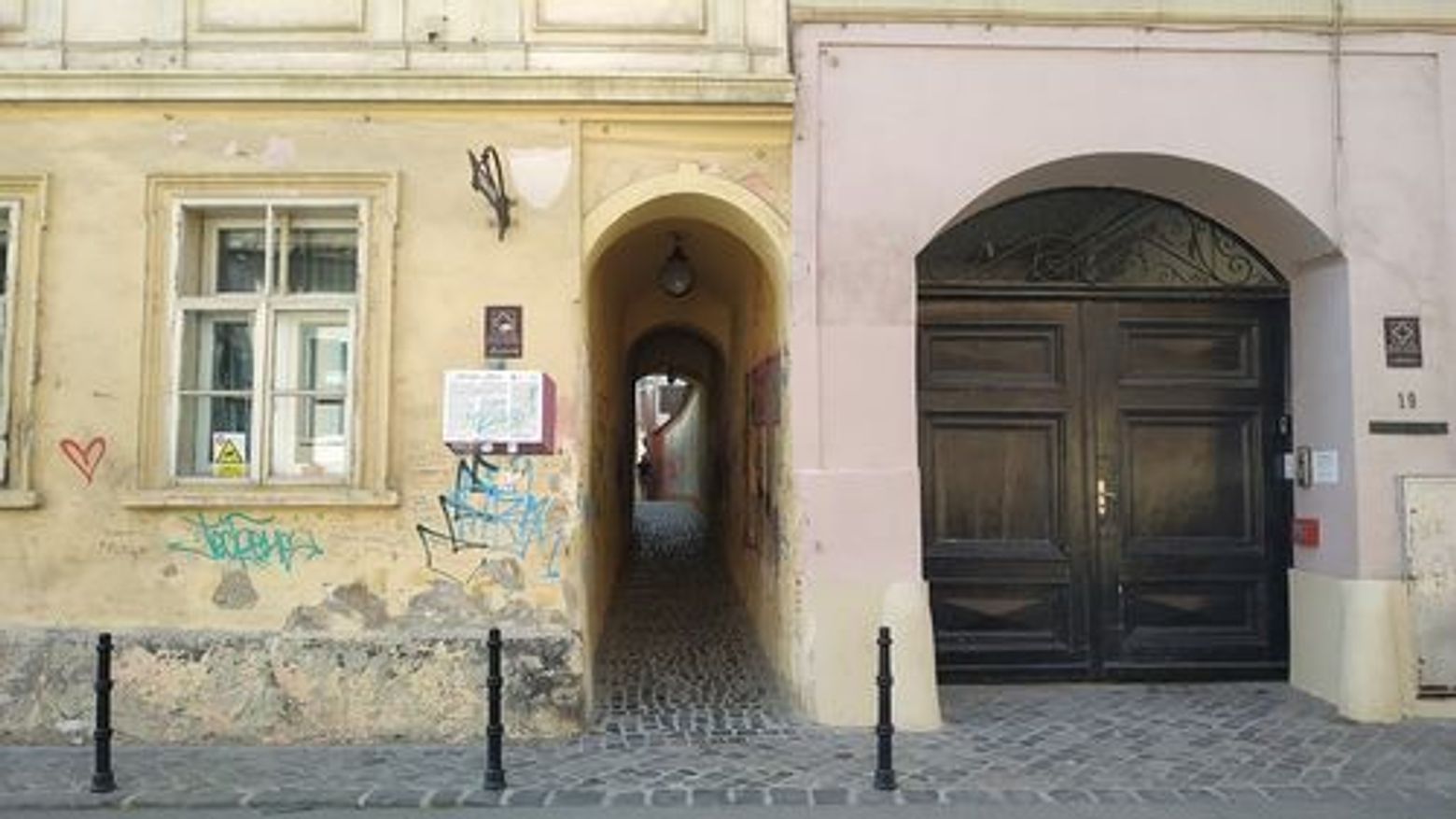 Brasov: Old Town Charms Audio Tour - photo 3