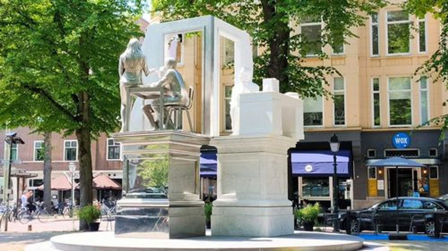 The Hague: Royal Walk through Dutch Elegance - photo 3