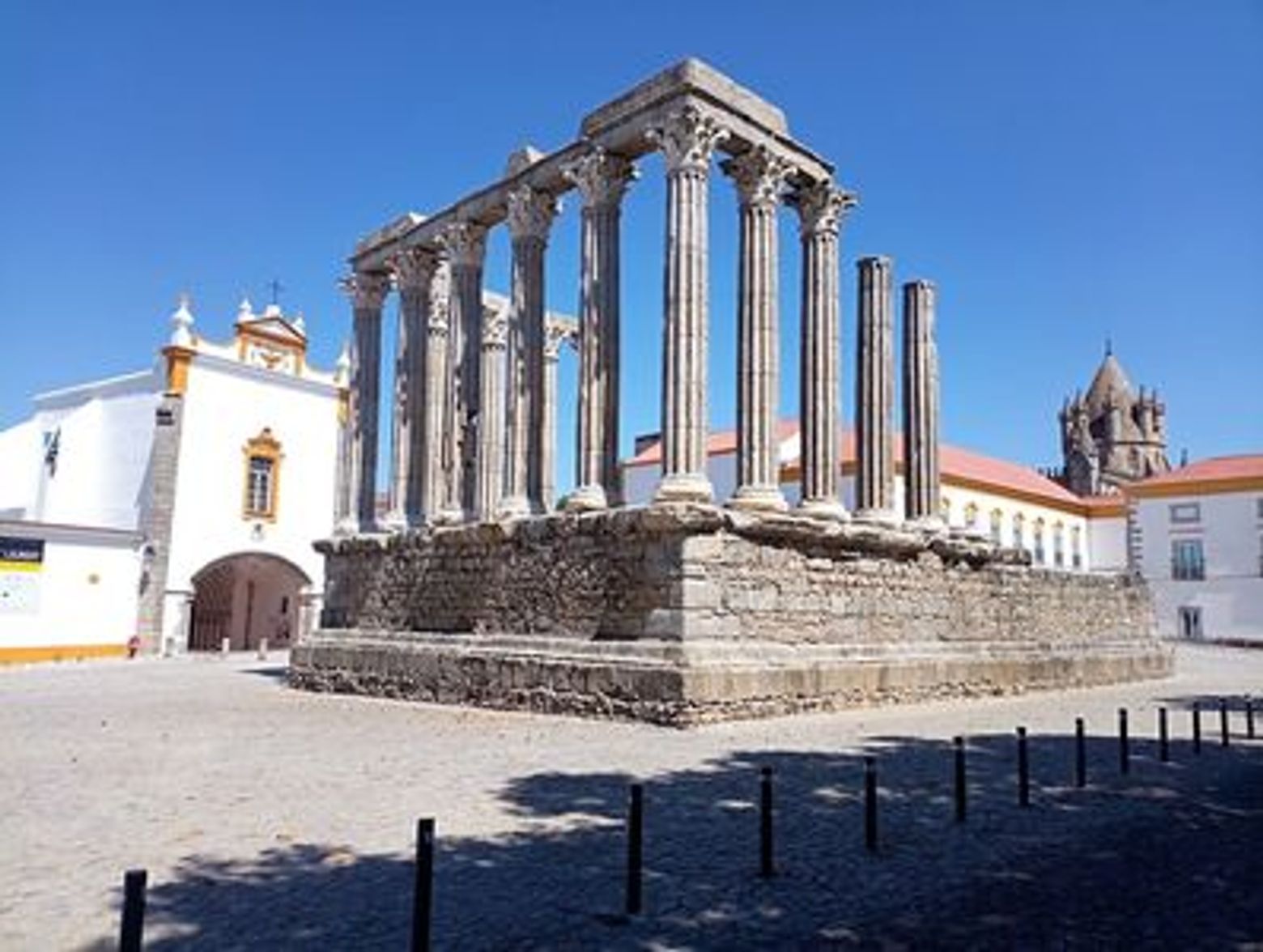 Evora: Timeless Tales & Legends Audio Tour - photo 4