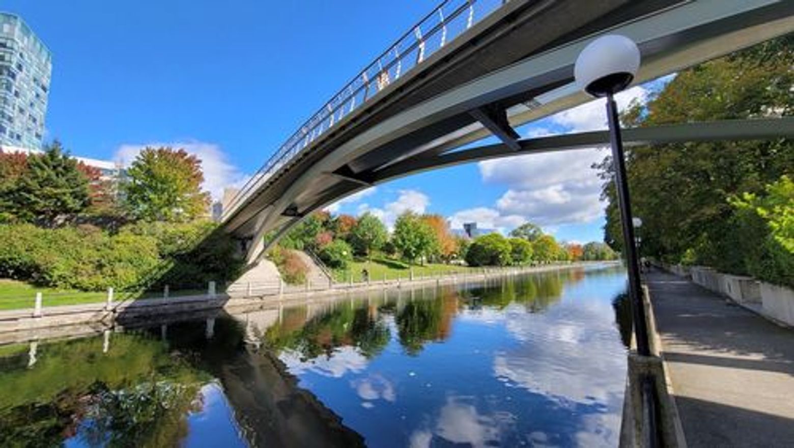Ottawa: Enchanted Gems Audio Tour - photo 4