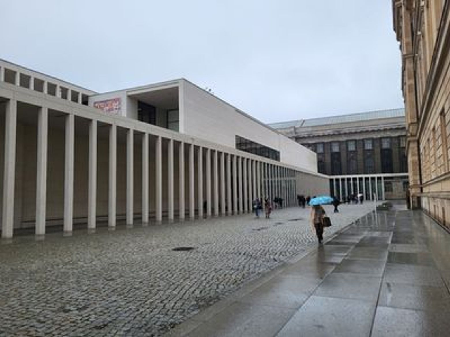 Berlin: Historic Veils Unveiled Audio Tour - photo 4