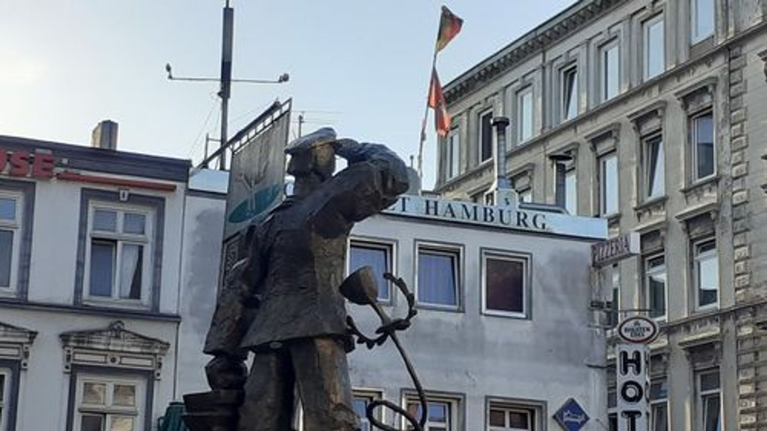 Uncover Sinful Hamburg: Self-Guided Audio Tour of Reeperbahn - photo 4