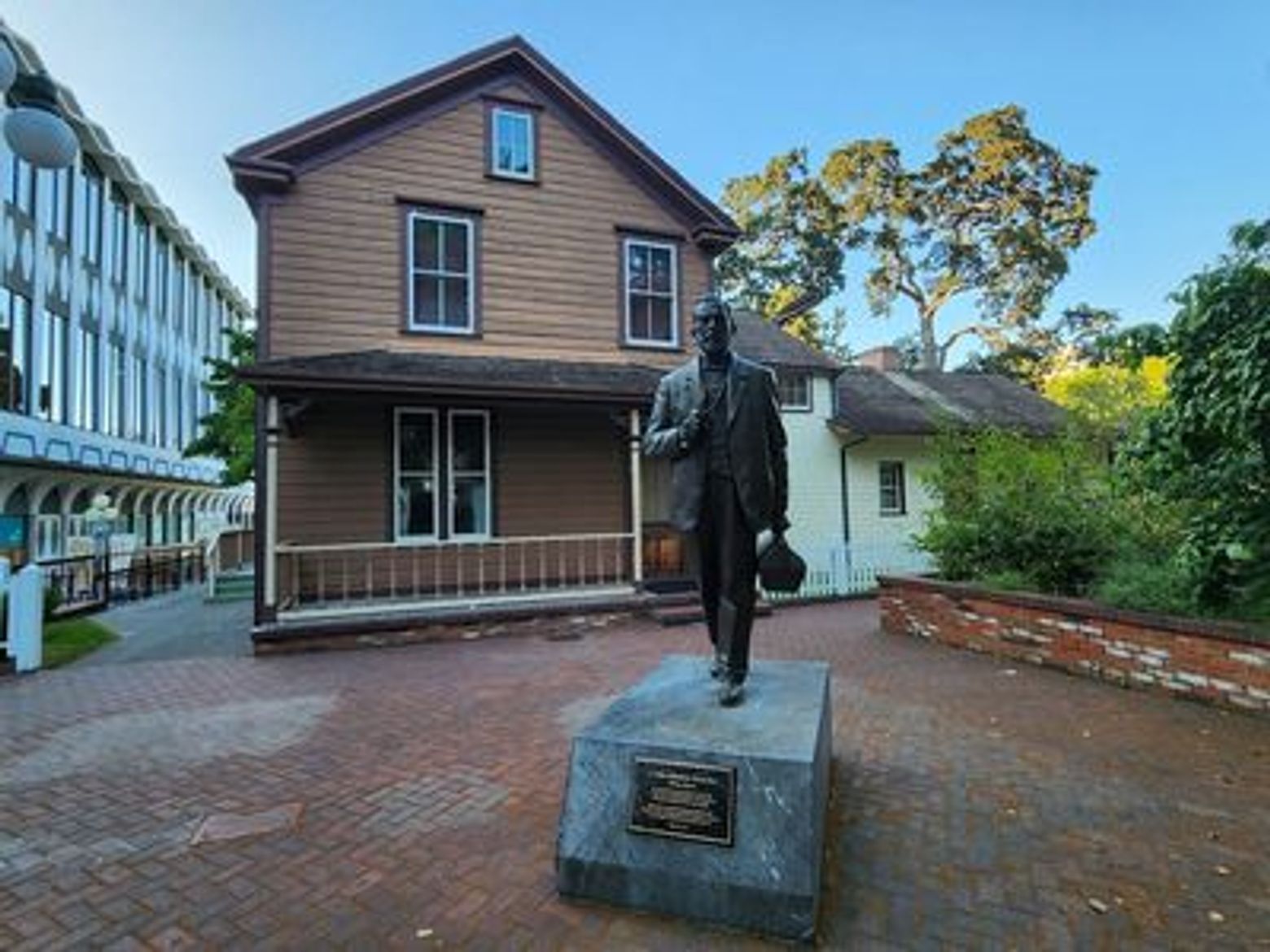 Victoria: Historic Audio Tour - photo 4