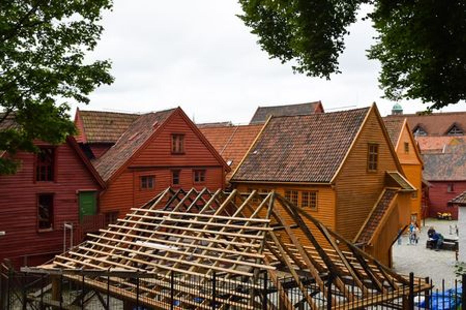 Bergen: Whispering Alleys Audio Tour - photo 3