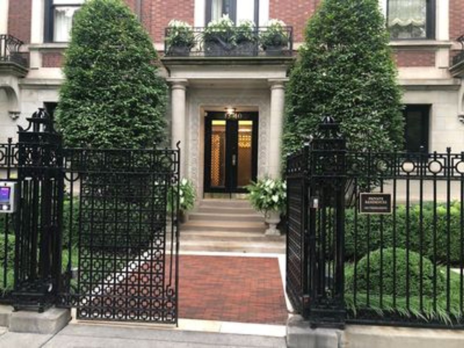 Chicago: Gold Coast District Audio Tour - photo 3