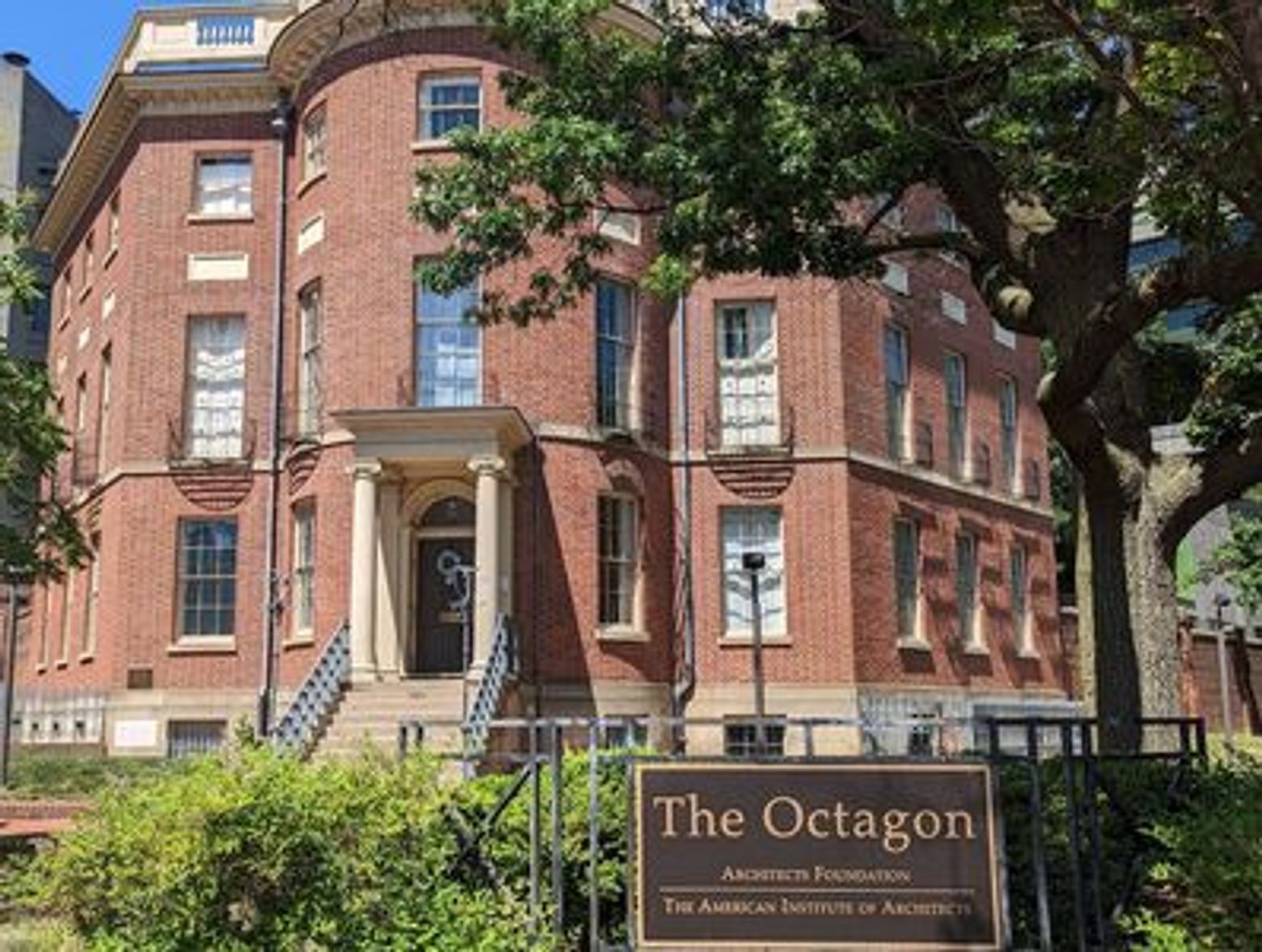 Washington, D.C.: Ghostly Leaders Audio Tour - photo 4