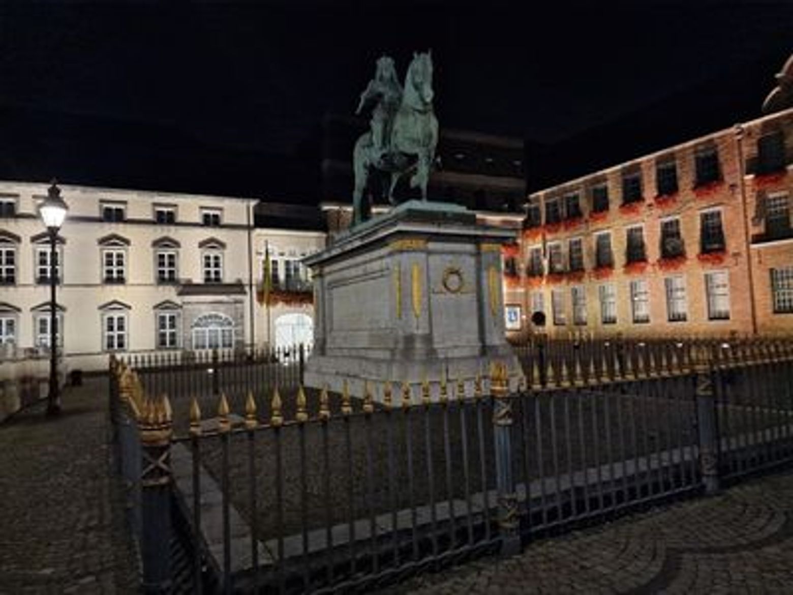 Dãsseldorf: Picturesque Pathways Audio Tour - photo 4