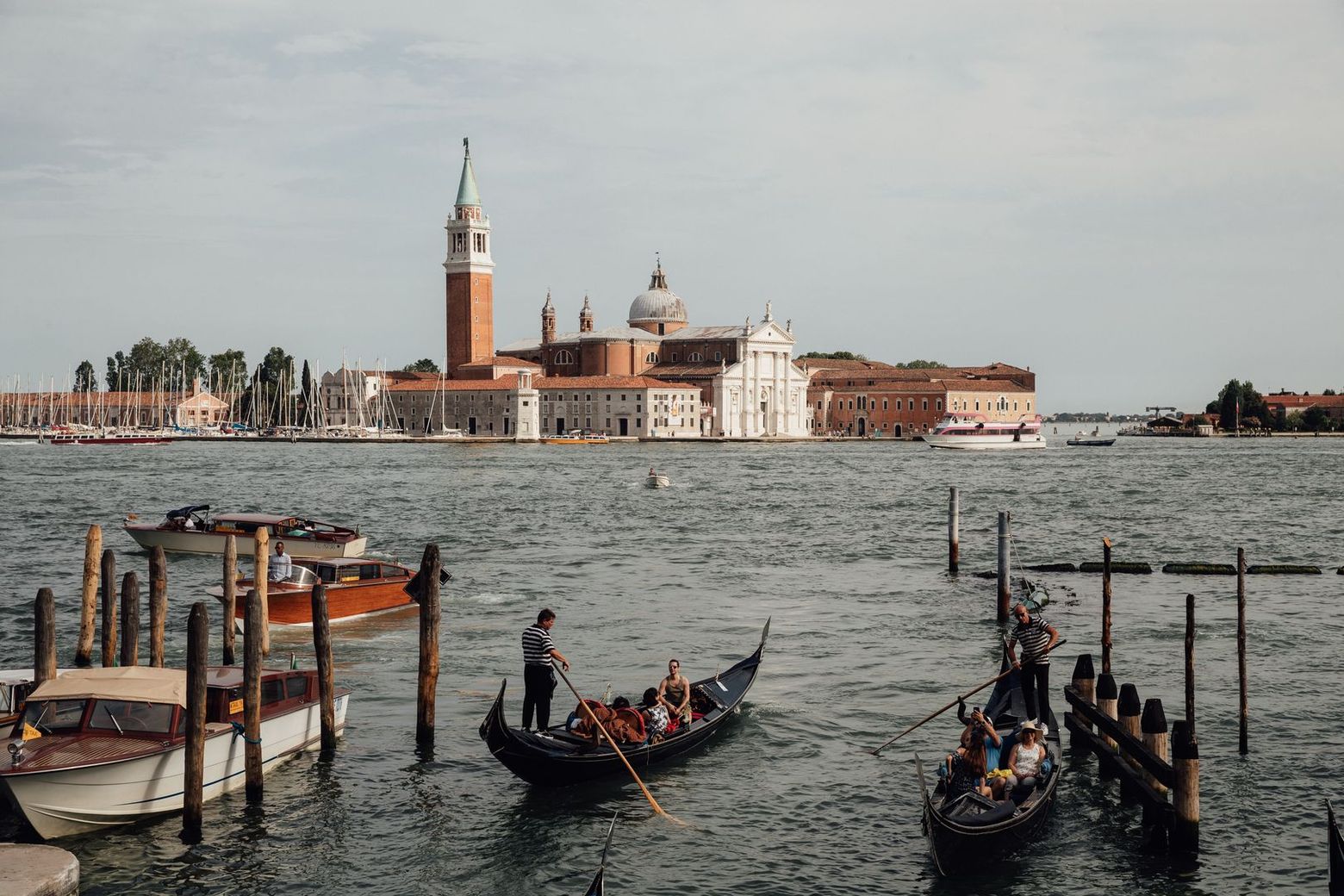 Venice: Self-Guided Walking Audio Tour with a Local