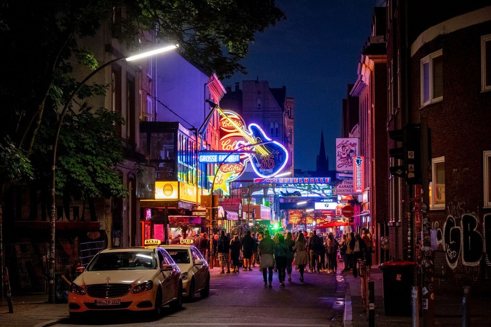 Hamburg: Reeperbahn Nightscape Audio Tour