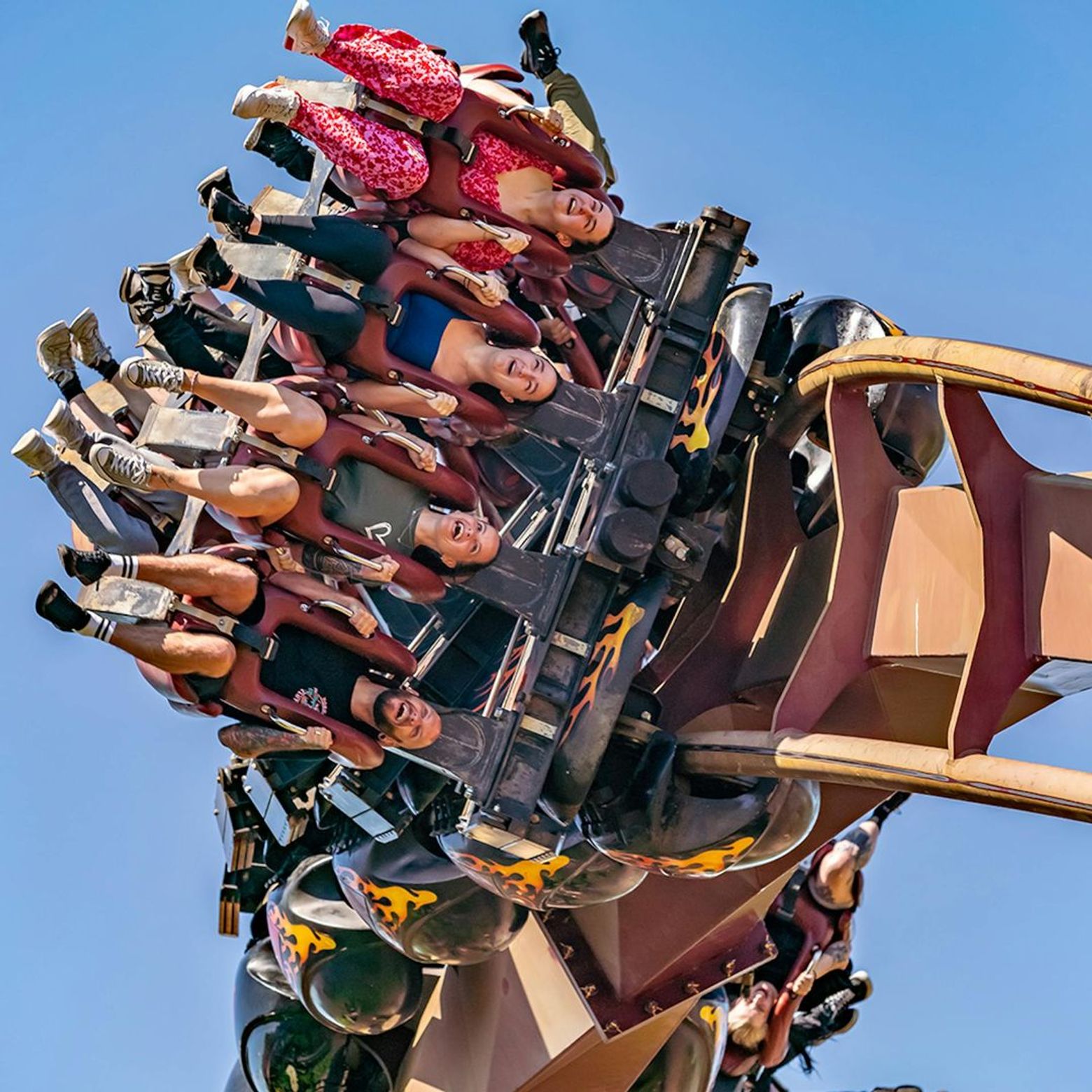 Thorpe Park: Entry Ticket - photo 2