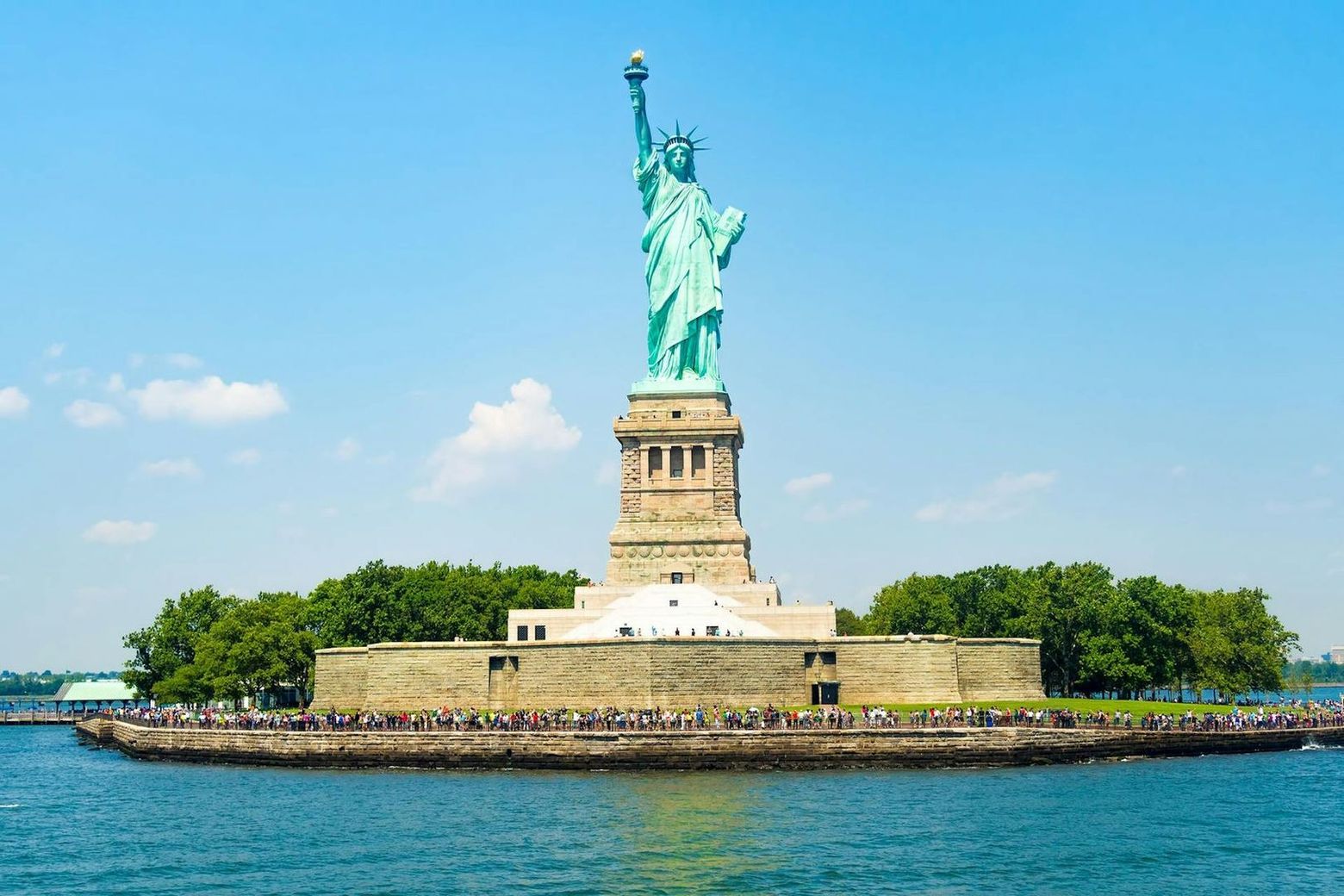 Statue of Liberty & Ellis Island: Entry + Ferry + Optional Tour