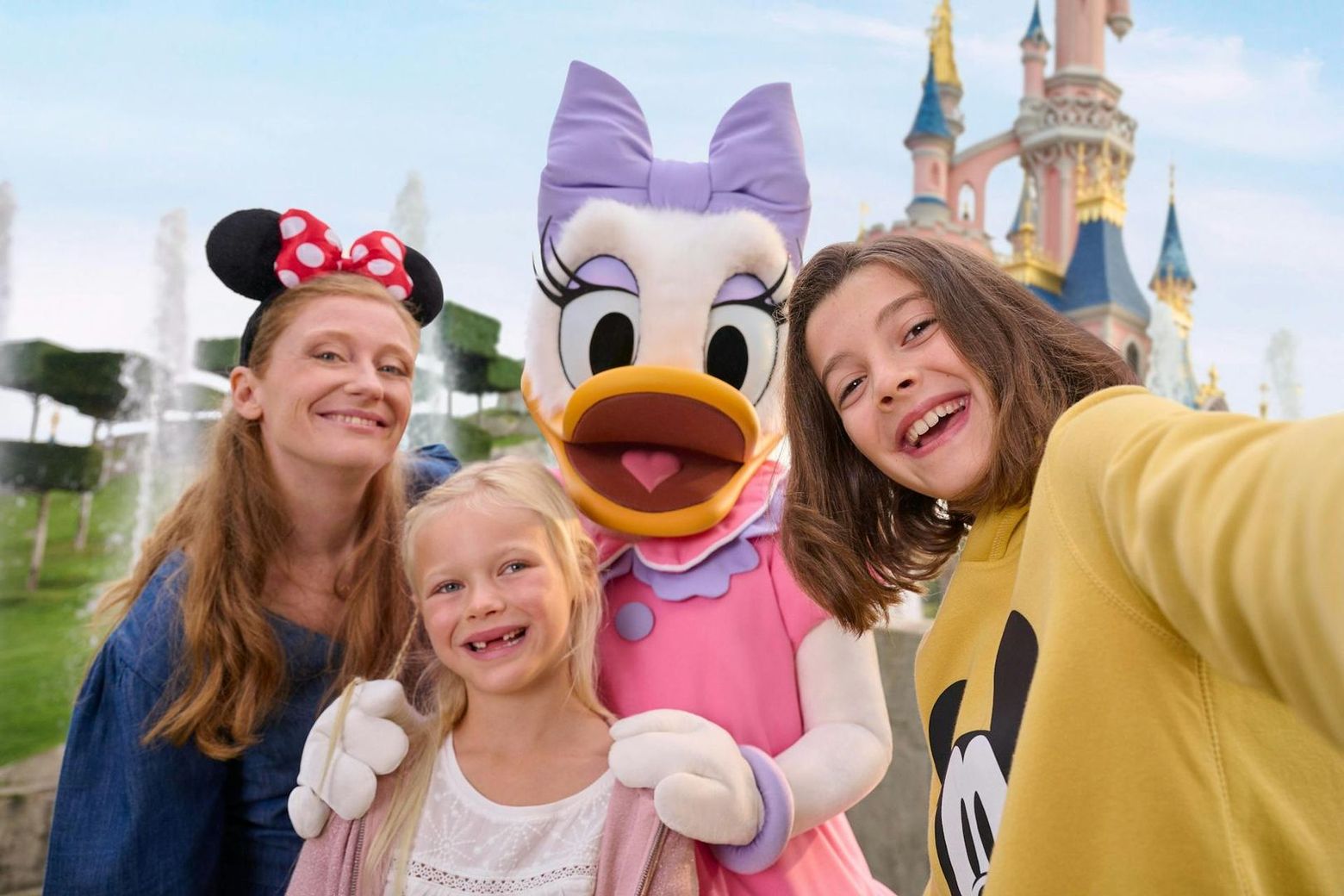 Disneyland® Paris: Ticket + Train Transportation from Paris