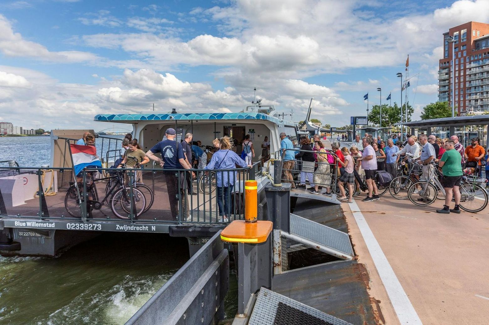 Waterbus Ticket between Rotterdam, Kinderdijk, and Dordrecht - photo 2