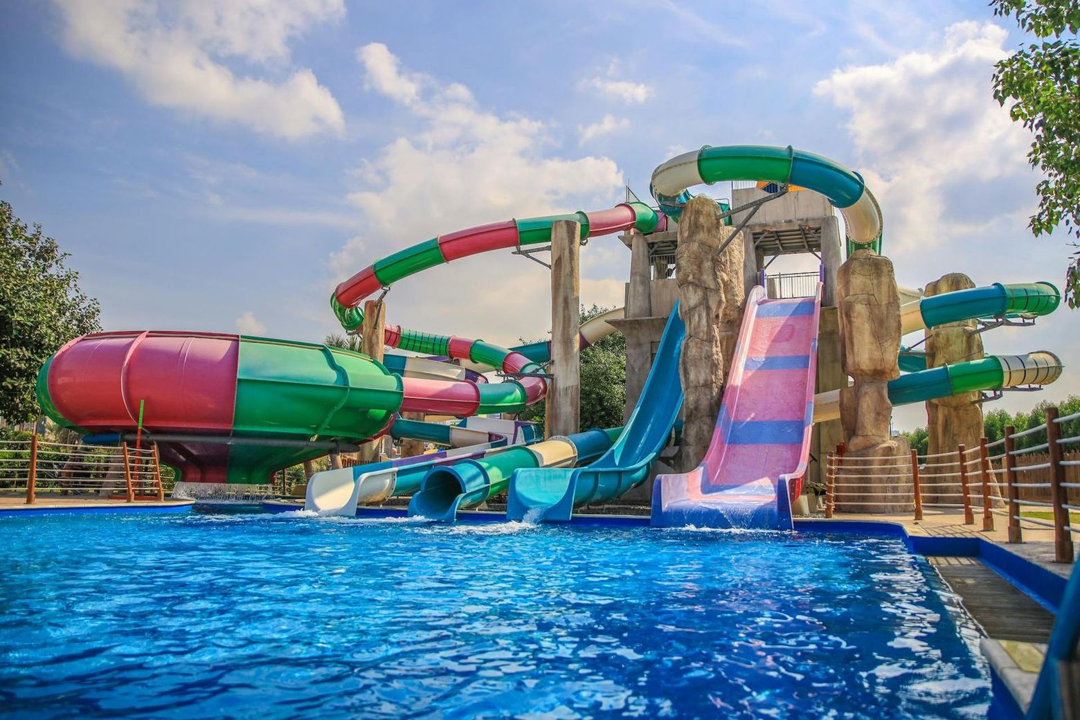 Pearls Kingdom Waterpark: Entry Ticket