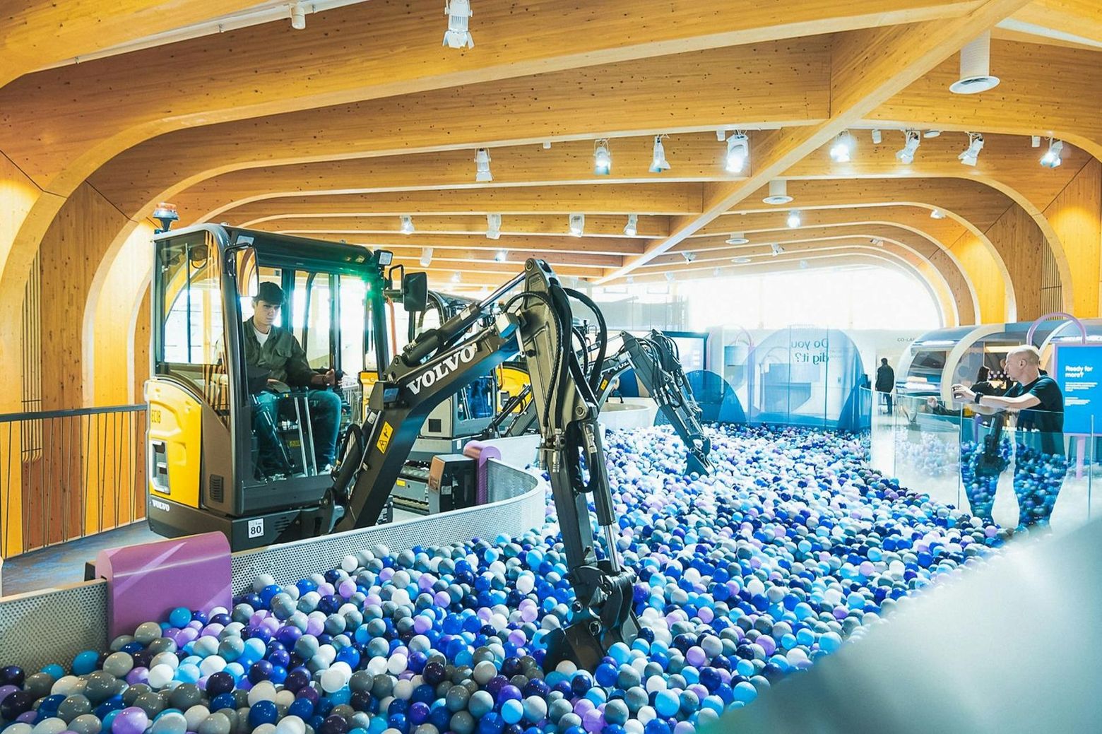 World of Volvo Exhibition: Entry Ticket - photo 2