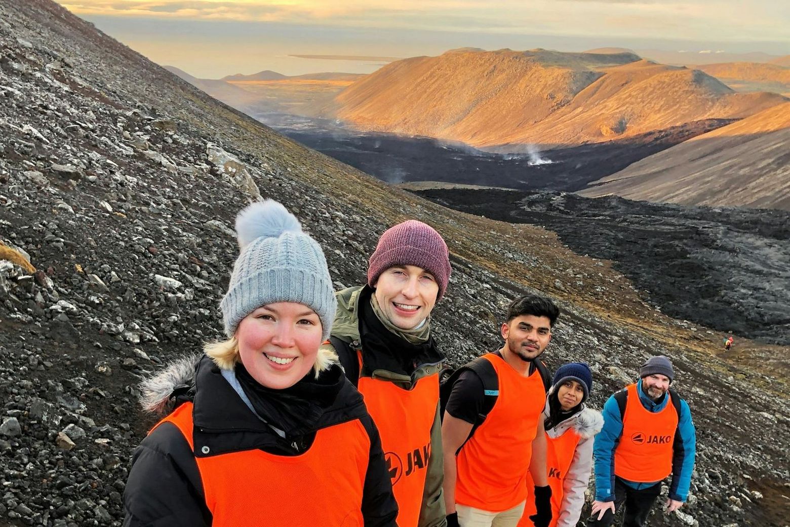 Fagradalsfjall Volcano Hike & Blue Lagoon Admission