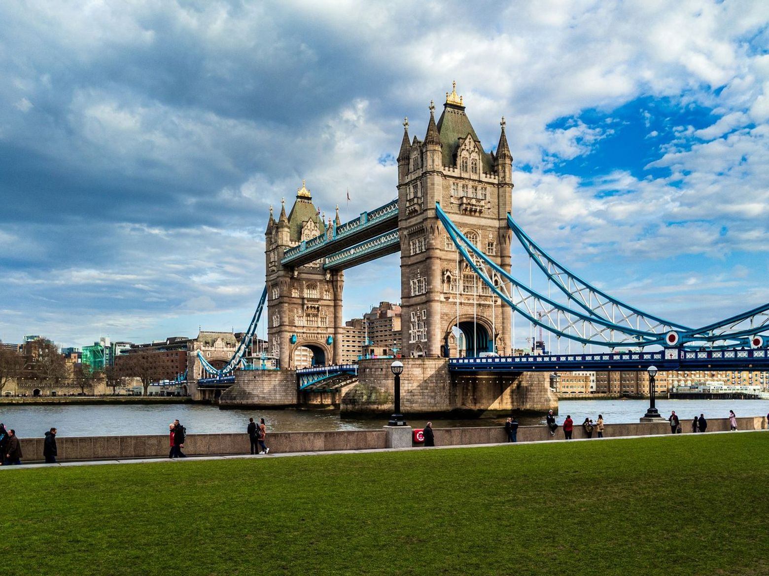 London Sightseeing Tour with Tower Bridge Ticket