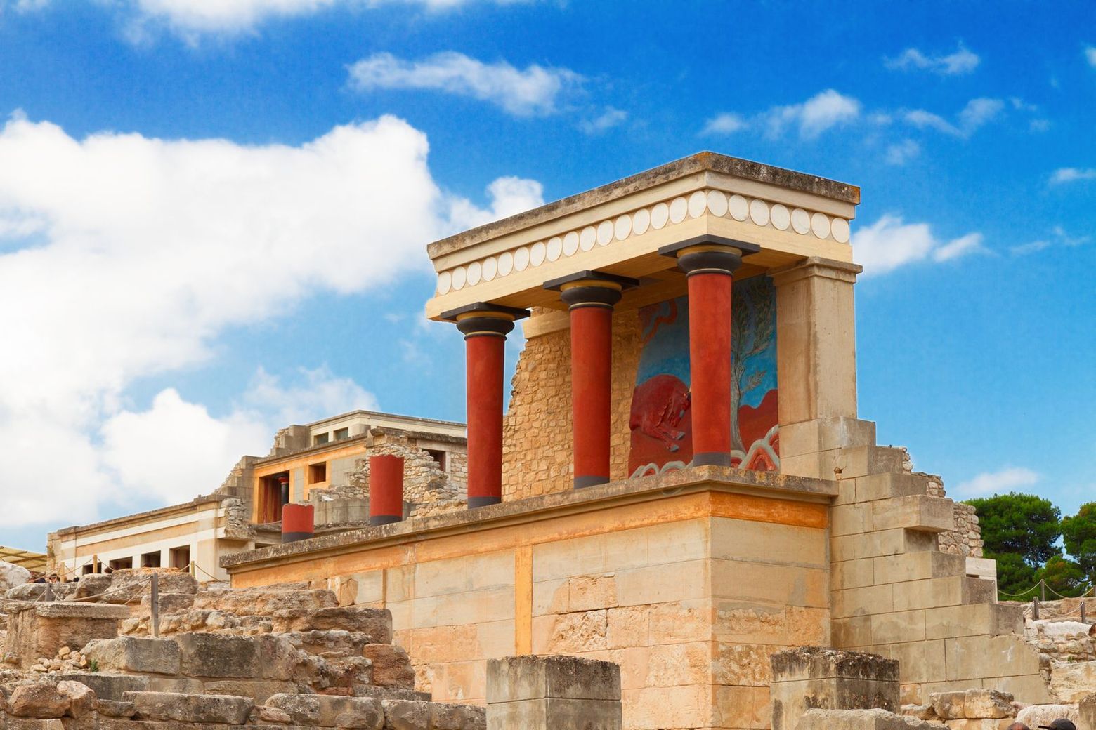 Irakleion: Knossos Palace Ticket & Audio Tour