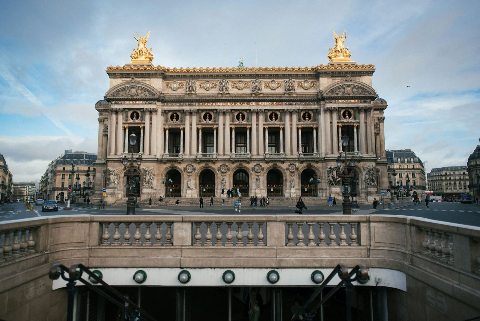 Paris: Opera Garnier Audio Tour and a City Walk (Without a Ticket)