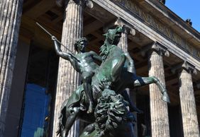 Berlin: Museum Island & Spandauer Quarter Audio Tour