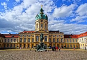 Berlin: Charlottenburg Palace & Gardens Ticket & Audio Tour